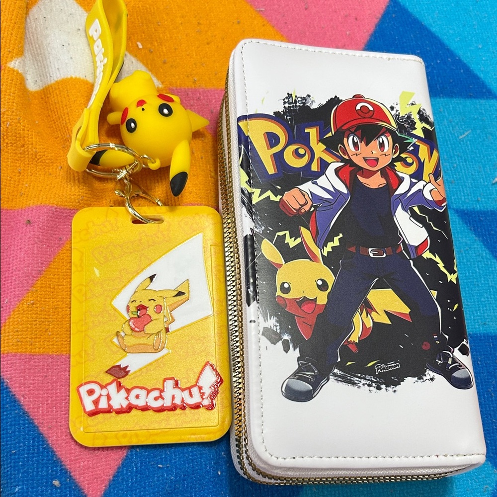 Pokemon Pikachu Wallet and Keychain Set